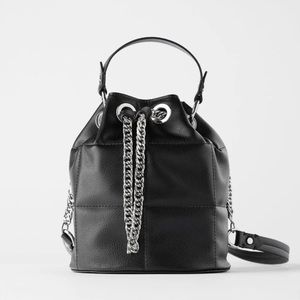 ZARA Bucket Bag 🖤 SOLD ON OFFERUP!😊